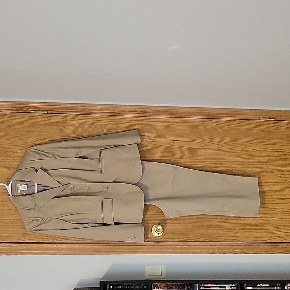 Suit
